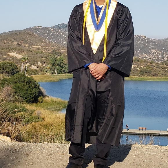 Jostens Graduation cap gown 5'10"- 6' college - Picture 4 of 5